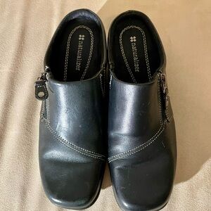 Naturalizer Black Leather Women’s Loafers Size 7.5